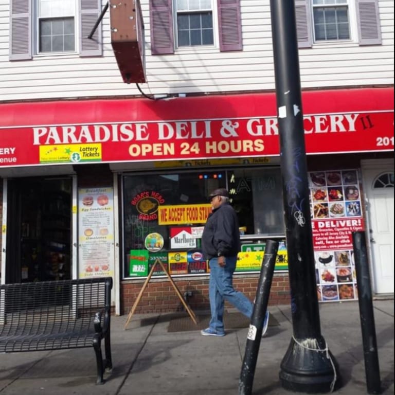 Your Go-To Spot for Good Eats!
